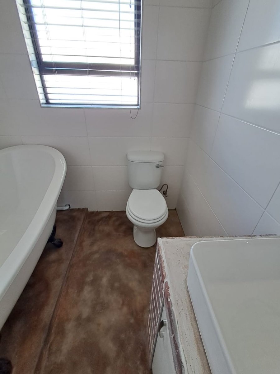 2 Bedroom Property for Sale in Britannia Bay Western Cape